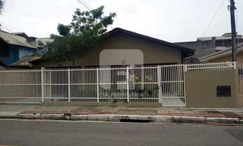 Imagem: Casa de 4 dormitórios à venda em Canasvieiras