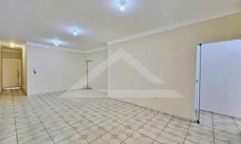 Imagem 3: Casa térrea de 197m² de área construída para venda e locação, próximo ao San Sebah - Ribei