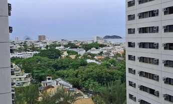 Imagem 4: Apartamento de 2 quartos com suíte , sol da manhã, andar alto, em um dos melhores pontos d