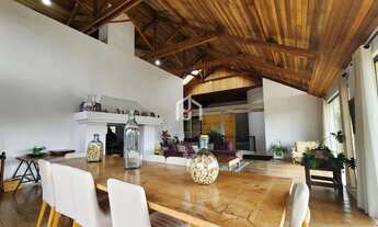 Imagem 5: Casa com 3 suítes no Alto da Boa Vista em Campos do Jordão