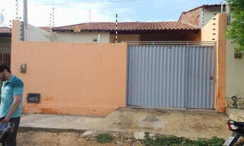 Imagem: Casa para alugar (3 quartos) - Cajazeiras-PB