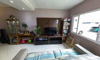 Imagem 2: Casa de condomínio sobrado para venda tem 137 metros quadrados com 3 quartos