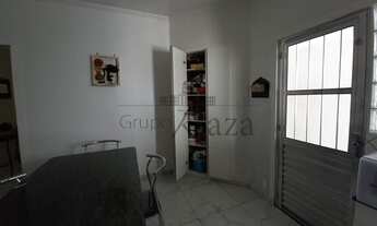 Imagem 6: Linda Casa - 2 Dormitórios - Jardim Santa Marina - Jacareí - 126m² - Venda