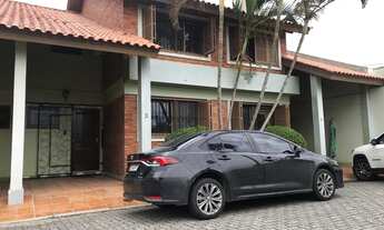 Imagem 2: EXCELENTE CASA EM CONDOMÍNIO FECHADO 04 DORMITÓRIOS