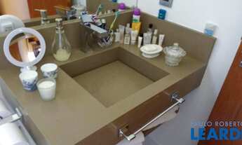 Imagem 2: Linda Casa - 04 Suítes - 02 Terrenos - Oportunidade!