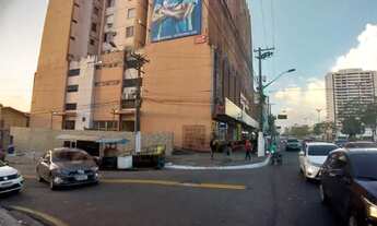 Imagem: Alugo apartamento de três quartos - Almirante