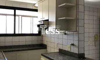 Imagem 6: ALUGA - Apartamento amplo 180m 3 dormitórios elevador 2 vagas portaria 24h bairro Vila Imp