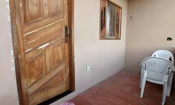 Imagem 2: Sobrado com 2 casas e amplo terraço