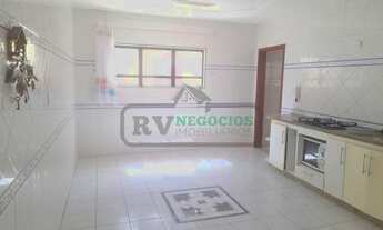 Imagem 6: Casa para venda possui 543 metros quadrados com 5 quartos