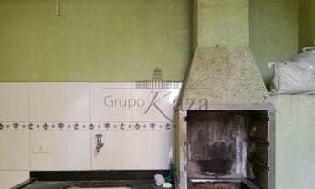 Imagem 3: Casa meio lote a venda, 2 quartos (1 suíte), zona oeste, Jardim das Industrias, churrasque