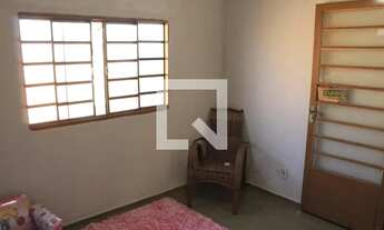 Imagem 2: Casa para Aluguel - Shopping Park, 2 Quartos, 38 m2