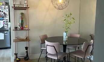 Imagem 5: Apartamento mobiliado para locação, com 1 suíte e sala ampliada, 1 vaga, edifício moderno