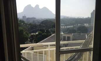 Imagem 2: Apartamento para venda possui 63 metros quadrados com 3 quartos em Jacarepaguá - Rio de Ja