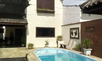 Imagem 4: Casa em rua publica