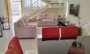 Imagem 4: Ótimo Sobrado para venda possui 220 m² com 4 suítes churrasqueira e piscina - Vila oliveir