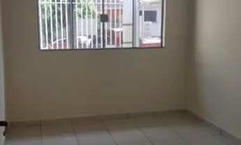 Imagem 2: Casas 2 Quartos para Venda em Maringá, Jardim Diamante, 2 dormitórios, 1 banheiro, 2 vagas