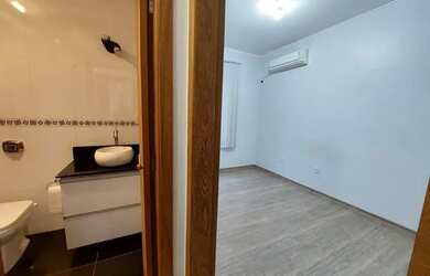 Imagem 7: Apartamento para venda tem 72 metros quadrados com 2 quartos em Navegantes - Porto Alegre