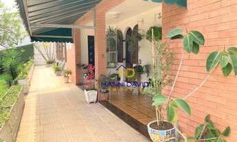 Imagem: Linda casa no centro de Ribeirão Pires