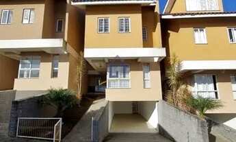 Imagem 2: Casa à venda no bairro Campina do Siqueira - Curitiba/PR