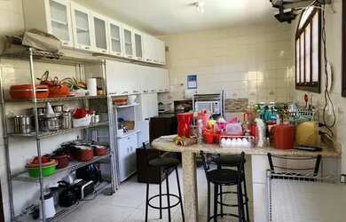 Imagem 2: Casa em Jacaroá com 2 apartamentos nos fundos