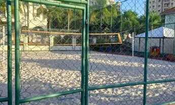 Imagem 7: Casa de condomínio para venda possui 260 metros quadrados com 4 quartos