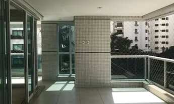 Imagem 2: Apartamento para aluguel tem 244 metros quadrados com 4 quartos