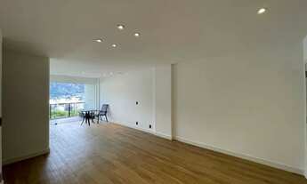 Imagem 5: Apartamento para venda possui 130 metros quadrados com 3 quartos em Lagoa - Rio de Janeiro