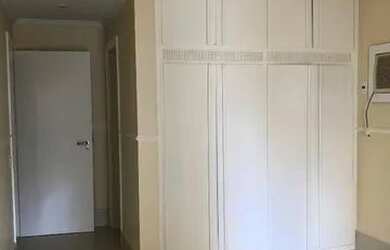 Imagem 7: ALUGA - Apartamento amplo com 4 dormitórios sacada 2 vagas elevador portaria região Centra