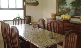 Imagem: Casa em Itaúna com 6 quartos (2 suítes)