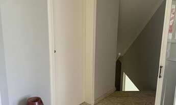 Imagem 6: Casa de condomínio para aluguel tem 320 metros quadrados com 4 quartos