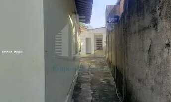 Imagem 2: Casa para Venda em Betim, Filadélfia, 4 dormitórios, 1 suíte, 3 banheiros, 4 vagas