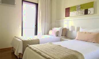 Imagem 2: Flat no Itaim, 2 Dormitórios, 2 Vagas