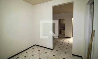 Imagem 2: Casa para Aluguel - Vila Isabel, 2 Quartos, 120 m2