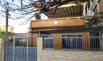 Imagem: Casa Duplex na 25 de Agosto