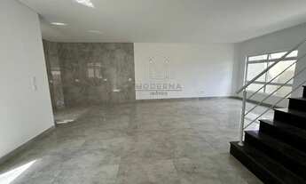 Imagem 2: AMPLO SOBRADO TRIPLEX