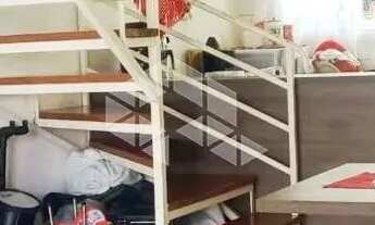 Imagem 7: Sobrado duplex semimobiliado à venda no bairro Planalto Rio Branco, Caxias do Sul/RS