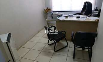 Imagem: Prédio disponível para venda no bairro