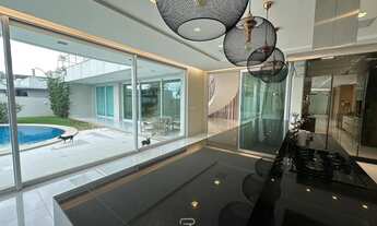 Imagem 7: Sobrado para venda possui 1000 metros quadrados com 4 quartos em Ribeirão do Lipa - Cuiabá