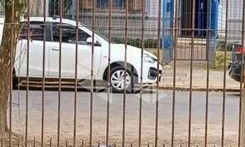 Imagem 6: Casa térrea com terreno de 227,00m² próximo do Shopping Praia de Belas no Bairro Menino De