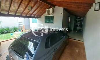 Imagem 5: Casa Com Piscina Espaço Gourmet e Rica em Blindex,Estuda Permuta