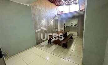 Imagem 6: Casa espaçosa de 120 m² com quintal e área de lazer para sua família na Cidade Jardim