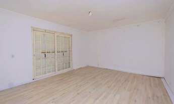 Imagem 5: Casa disponível para venda e aluguel no centro de Pelotas: 250 m², 4 quartos (1 suíte), am