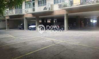 Imagem 3: Pitangueiras Apartamento com 3 dormitórios