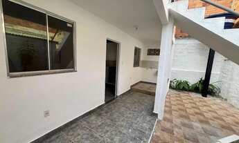 Imagem 2: Casa (Padrão), com 1 quartos e 1 banheiros para Aluguel, 45 m² em Niterói/RJ