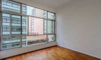 Imagem 4: Imóvel para aluguel possui 115 metros quadrados com 3 quartos em Copacabana - Rio de Janei