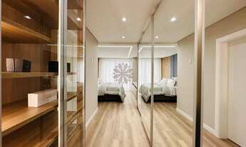 Imagem 4: Apartamento Duplex Decorado no Edifício Carmen Última Unidade em Água Verde