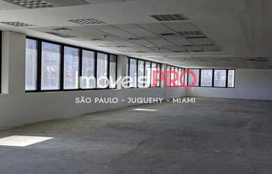 Imagem: Conjunto com 526m² classe BB na Chácara