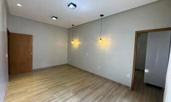 Imagem 2: Casa sozinha no lote no setor três marias