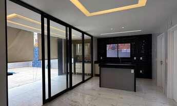 Imagem 2: Belíssima Casa 04 Suites Alto Padrão no Condomínio Monte Carlo