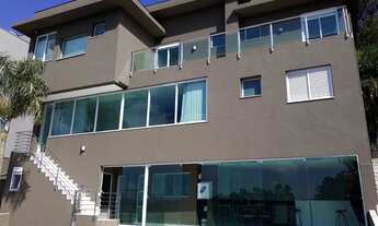 Imagem: Casa em condomínio para venda com 550 metros